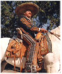 mariachi-guapo-on-horse1